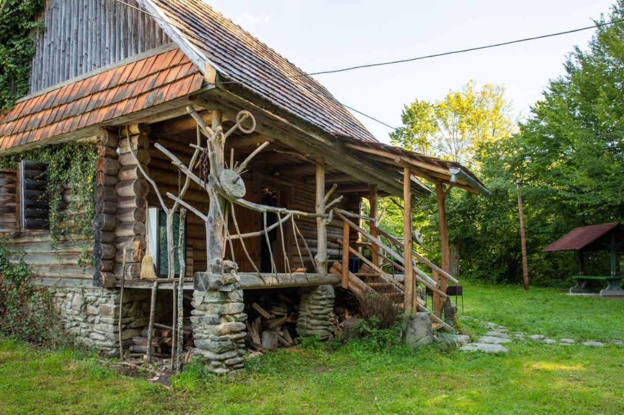 Villa Хатина Біля Потока Lumshory Exterior foto