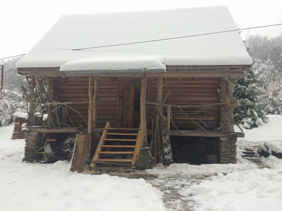 Villa Хатина Біля Потока Lumshory Exterior foto